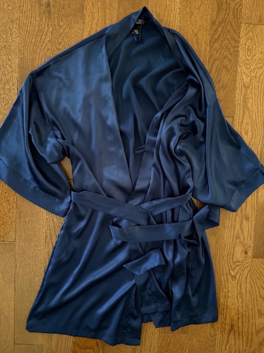 Victoria Secret Satin Robe - Picture 1 of 1